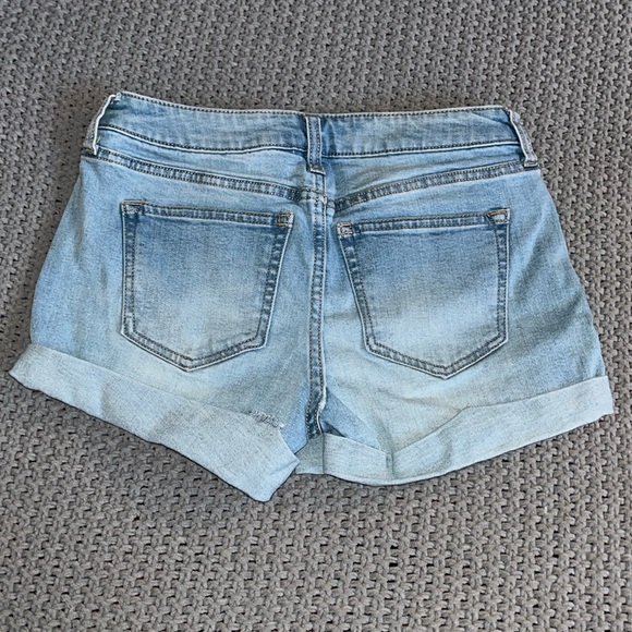 Celebrity Pink jean shorts, size 1/25, color light blue. - Picture 2 of 3